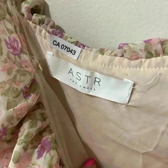 NWOT ASTR THE LABEL  MAGNOLIA FLORAL RUFFLE HI-LO MAXI DRESS S - Picture 6 of 10